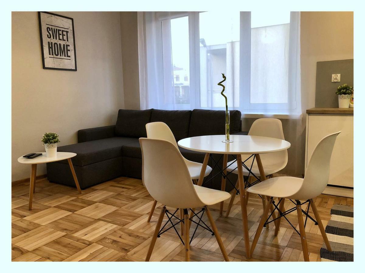 Apartament Przy Ratuszu ジェシュフ エクステリア 写真