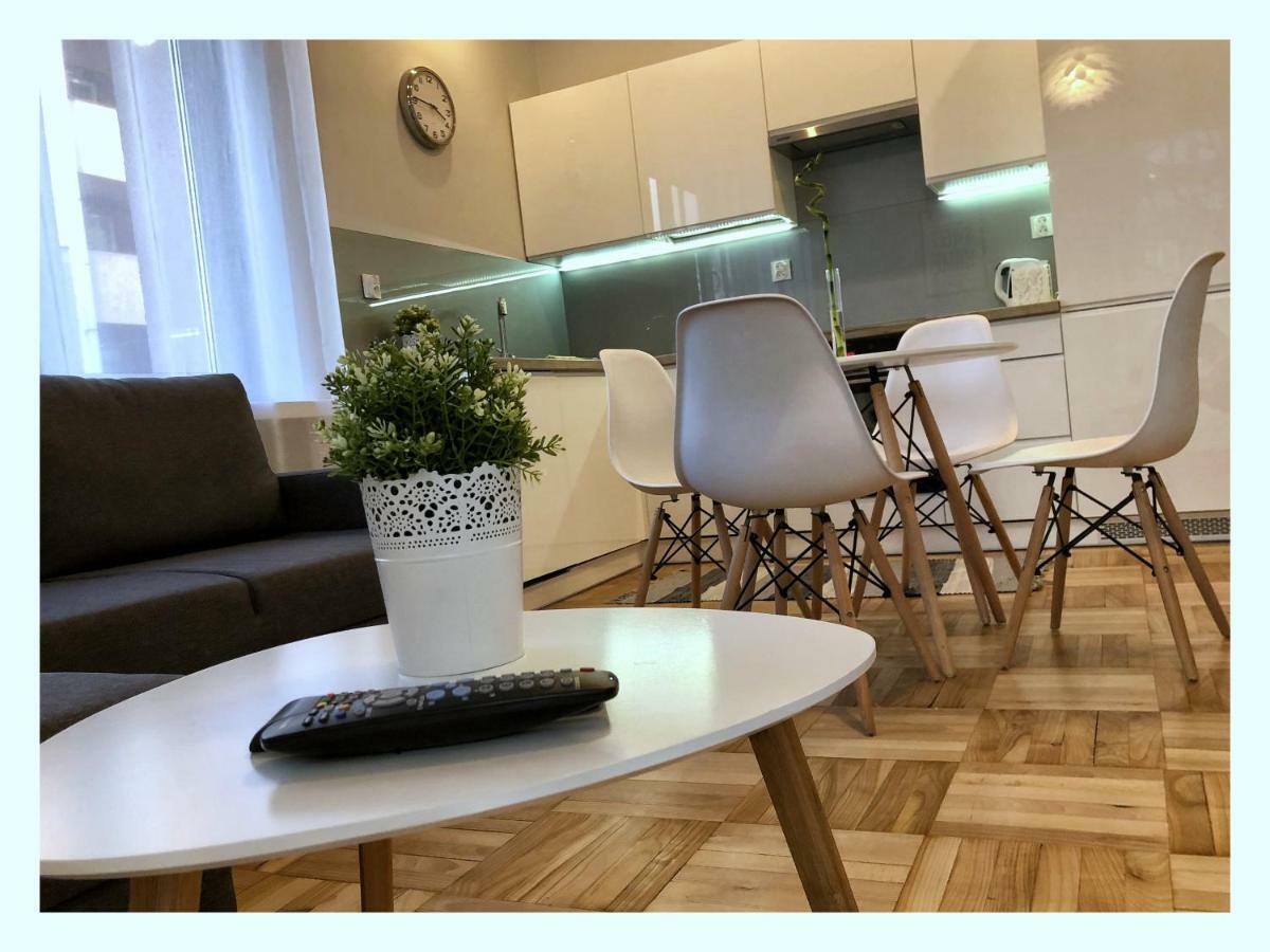 Apartament Przy Ratuszu ジェシュフ エクステリア 写真